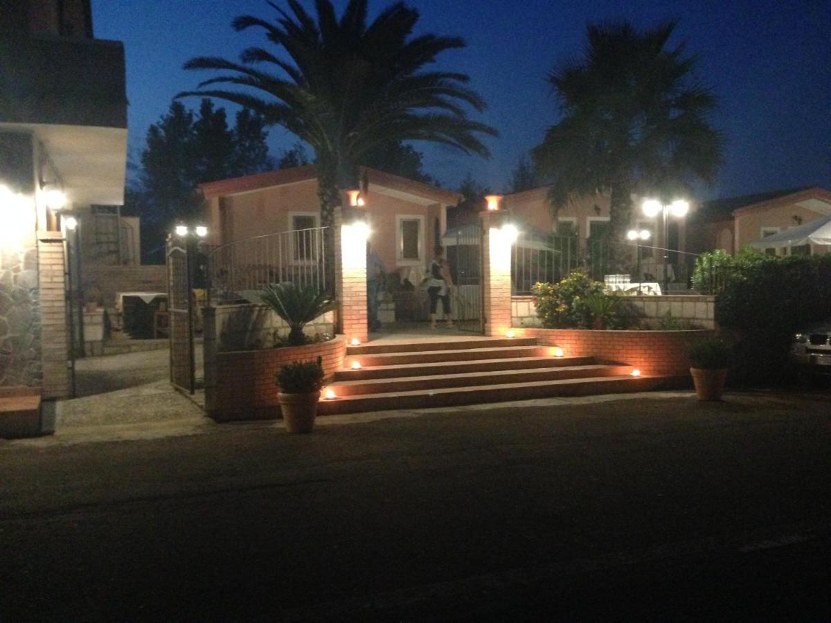 Hotel La Pineta Joppolo Luaran gambar